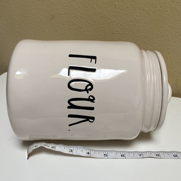 NWOT Rae Dunn Ivory Flour Ceramic Canister Container Jar with Lid - Picture 3 of 6